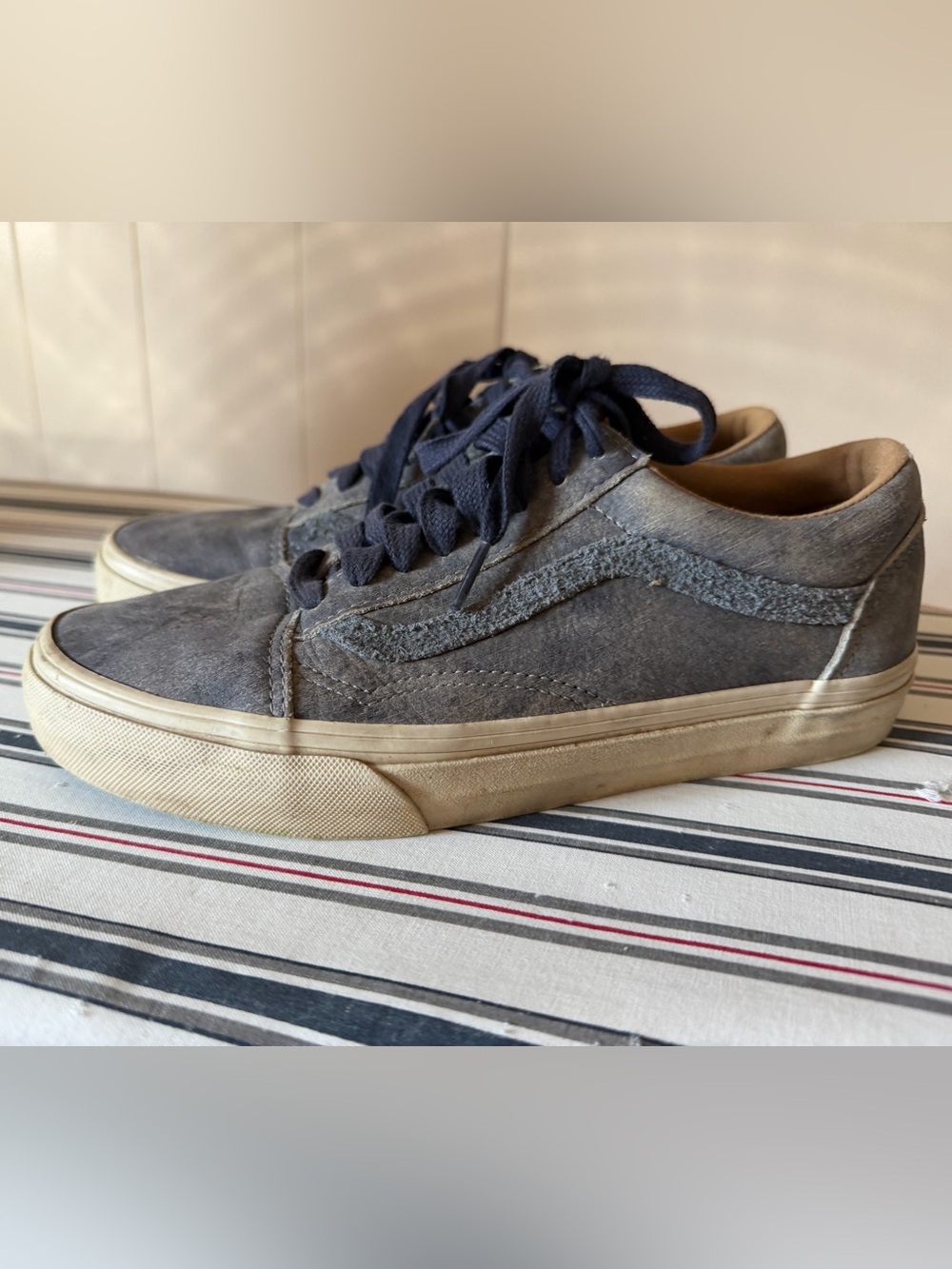 Vans Distressed Blue Suede Old Skool